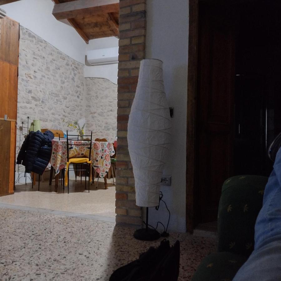 Casa Vacanze Borgo Medievale Porzano Exterior foto
